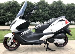 GTS 250cc Street Legal EFI Scooter LED Lights | MP3 Radio