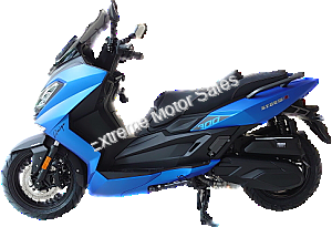 Amigo Storm S-300 Scooter Moped Fuel Injected with USB