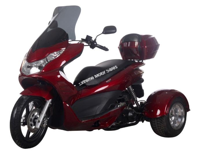 Scooter трайк Yamaha